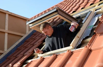 Pose de fenêtres de toit Velux à Rochénard